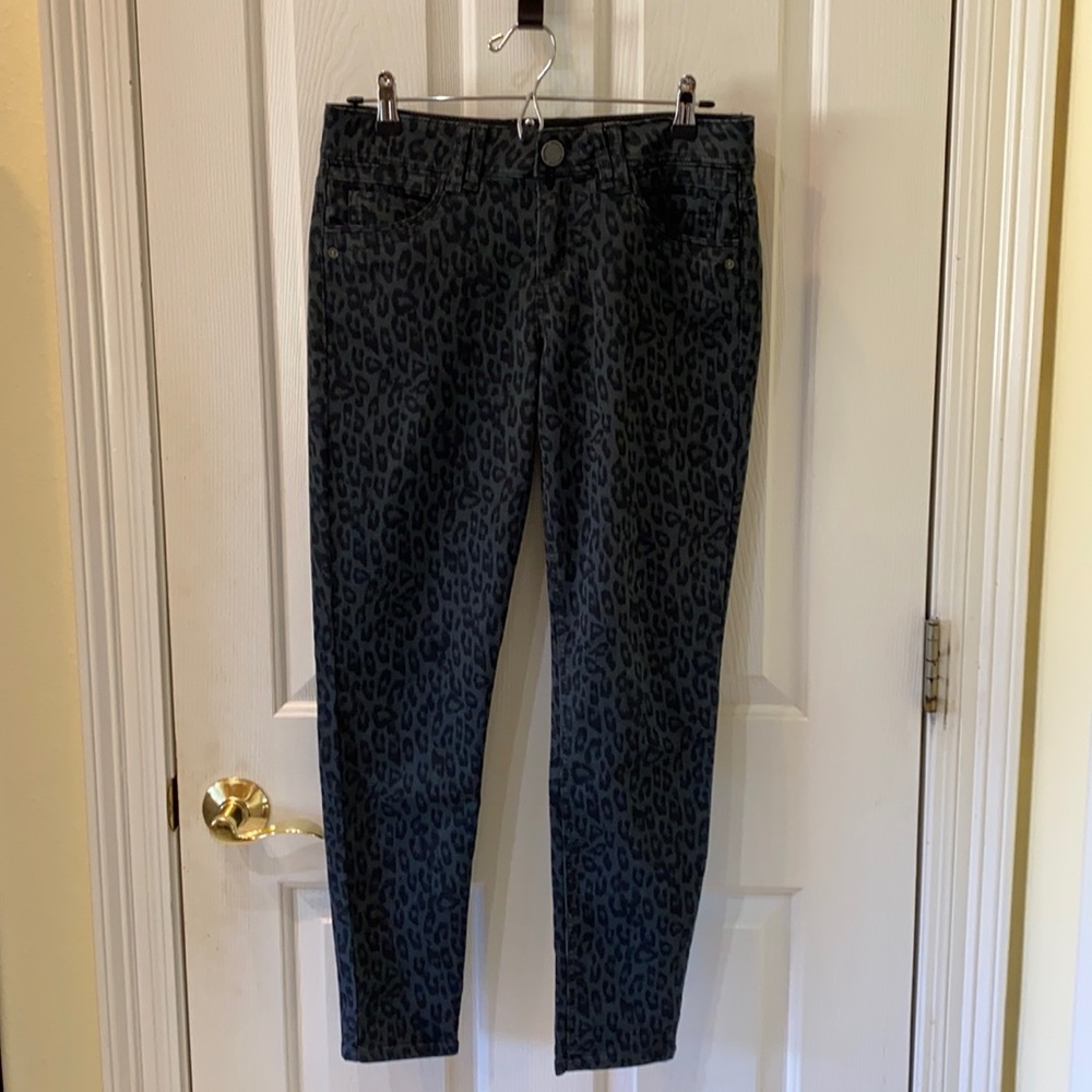 NEW w/o tags skinny jeans, ankle length